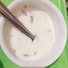 A picture of Veg raita.