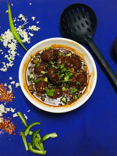 મંચુરિયન(Manchurian Recipe in Gujarati) રેસીપી મુખ્ય ફોટો