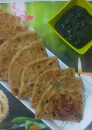 गोभी पराठा (gobhi paratha recipe in hindi) रेसिपी मुख्य फोटो