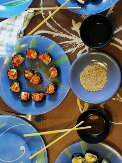 Una foto de Sushi casero