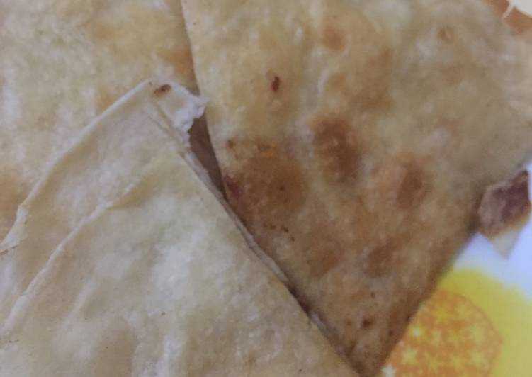 Cheese quesadilla