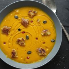 A picture of Spicy butternut soup.