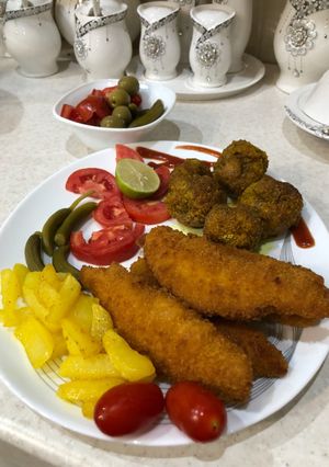 عکسی از دستور شنیسل مرغ و قارچ سوخاری