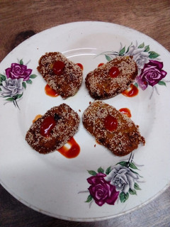 A picture of Leftover vermicelli cutlets.