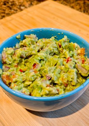 Una foto de Guacamole casero