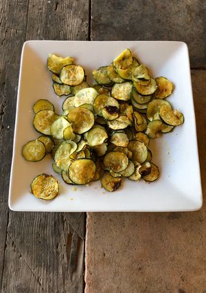 Une photo de Chips de courgettes