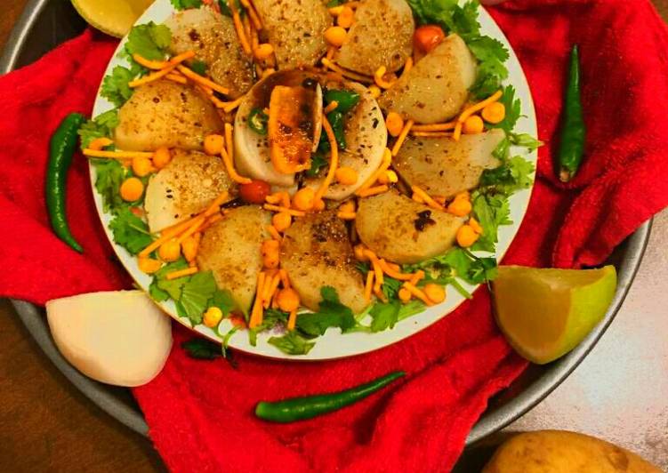 Simple Way to Prepare Perfect Alu Kabli (Spicy Aloo Chaat)