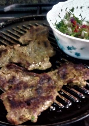 Una foto de Lomo de Res Asado con Chimichurri