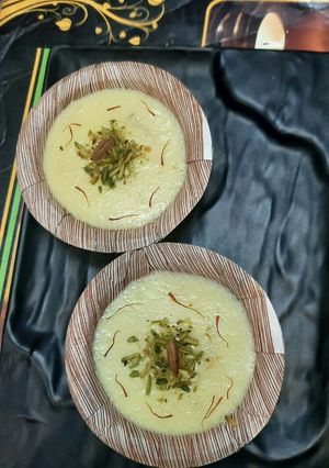केसर फिरनी(kesar firni recipe in hindi) रेसिपी मुख्य फोटो