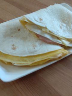 火腿起司蛋餅 的食譜成品照片