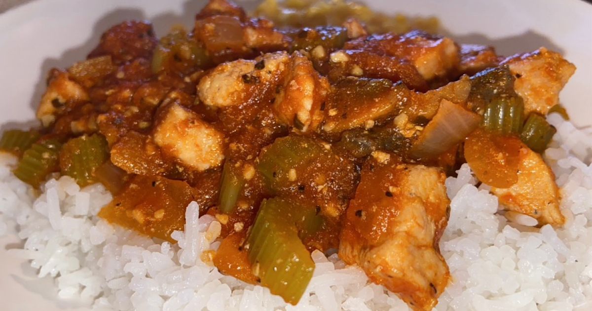 Saucy Chicken & Rice Recipe By Agarcia14