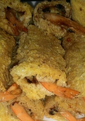 Hình của món Tôm cuộn chiên giòn.