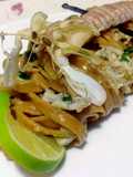 Tagliatelle al peperoncino, con canocchie, bacca di vaniglia e zenzero