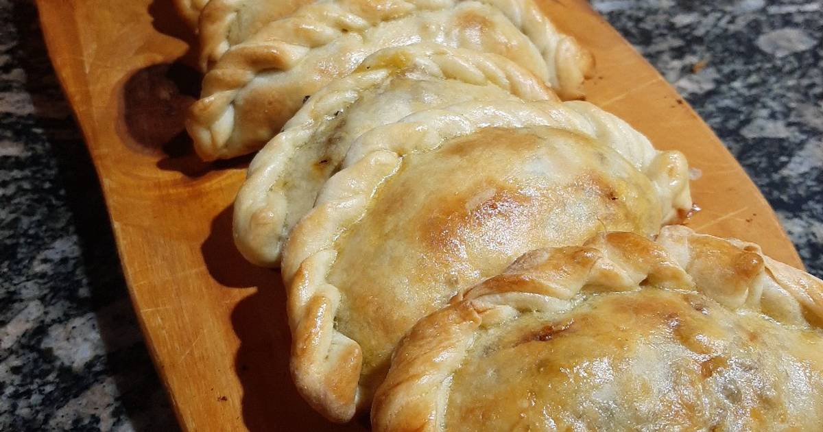 Empanadas de carne jugosas Receta de Lau Nuñez Cookpad