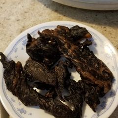 A picture of Pineapple Teriyaki Homemade Beef Jerky.