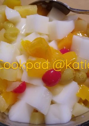 A picture of Almond Jelly Dessert.