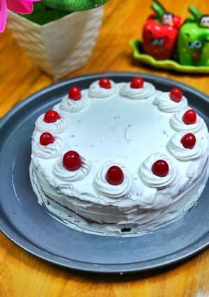 Vanilla Cream Cake রেসিপির প্রধান ছবি