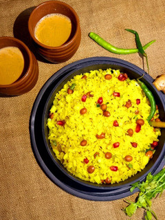 A picture of Kanda poha (Bombay style).