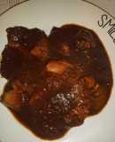 Chuleta fresca en salsa pasilla