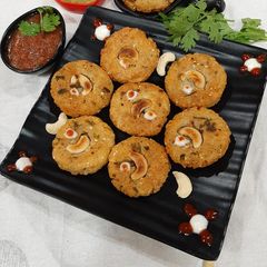 A picture of Potato Paneer Cutlet.