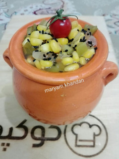 عکسی از دستور ترشی ذرت 🌽🍅🥒🧅