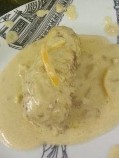 Una foto de Rollos de pollo al limón