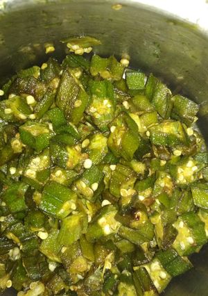 A picture of Lady's finger stir fry.