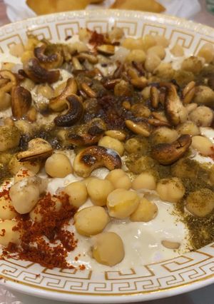 صورة لوصفة فتة حمص بالطحينة