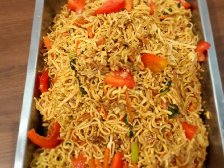 Cara Gampang Membuat Mie goreng basah vegetarian, Lezat Sekali