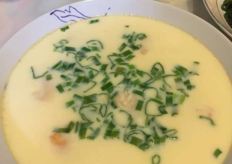 Steam egg with shrimp /stim telur dengan udang