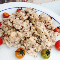 A picture of Tihove (samp with peanuts).