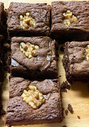 A picture of Chocolate fudge brownie.