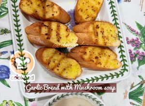 Gambar 👩‍🍳Garlic Bread with Creamy Mushroom Soup
