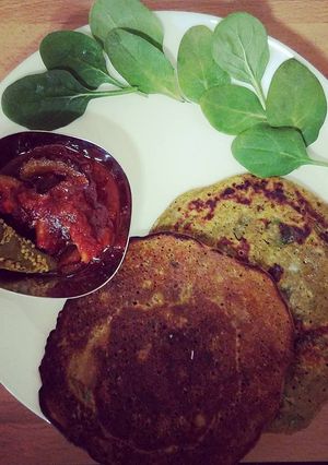 A picture of Moong Dal Spinach Pudla.