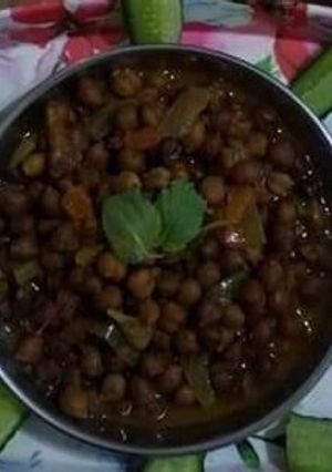 A picture of Chana masala.