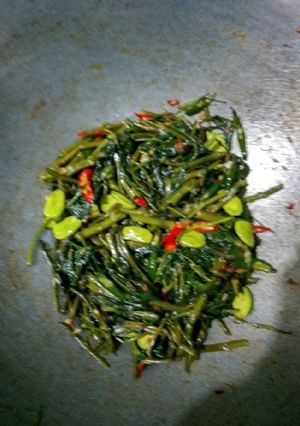Foto resep Tumis kangkung terasi + pete