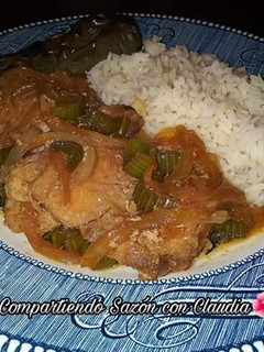 Una foto de Pollo en salsa de soya🌹