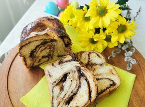 O poză a rețetei Cozonac cu nutella și nuci.
