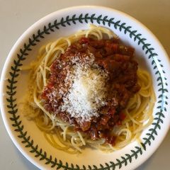 A picture of Pasta all’Amatriciana.