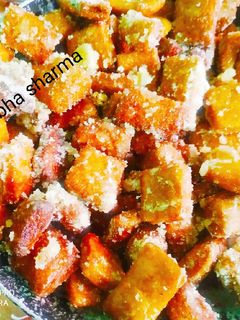 शक्करपारे रेसिपी (Shakkar pare recipe in Hindi) रेसिपी मुख्य फोटो