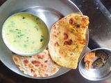 पुरनपोली और कढ़ी