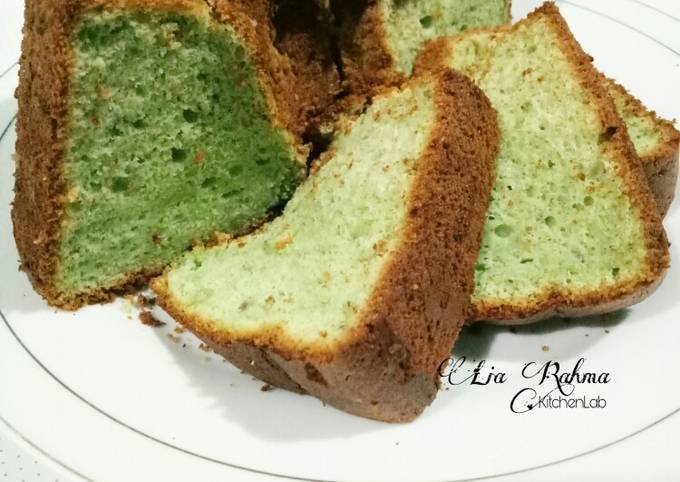 Banana chiffon cake