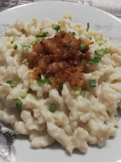 Una foto de Bryndzové halušky 🇸🇰 - Ñoquis de patata con bacon Eslovacos