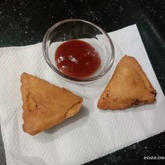 Mini samosa A picture of Mini samosa.