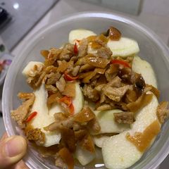 Seedless Guava with preserved orange peel A picture of Seedless Guava with preserved orange peel.