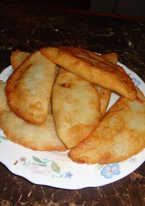 Una foto de Empanadas con carne o queso