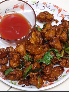 चिकन 65 (chicken 65 recipe in Hindi) रेसिपी मुख्य फोटो