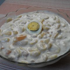 A picture of Creamy fruit cocktail.
