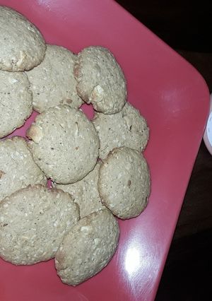 ওটস গুড়ের বিস্কিট (oats gurer biscuit recipe in Bengali) রেসিপির প্রধান ছবি