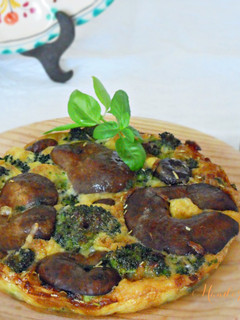 Una foto de Frittata de brócoli y setas